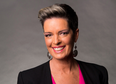 400x290 Tracey Holmesv2.jpg